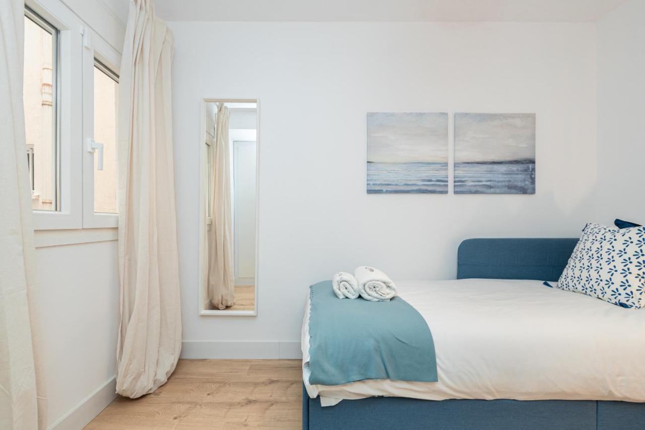 C26 Gorgeous 4 Bdrm Apartament In Plaza Uncibay Малага Екстер'єр фото